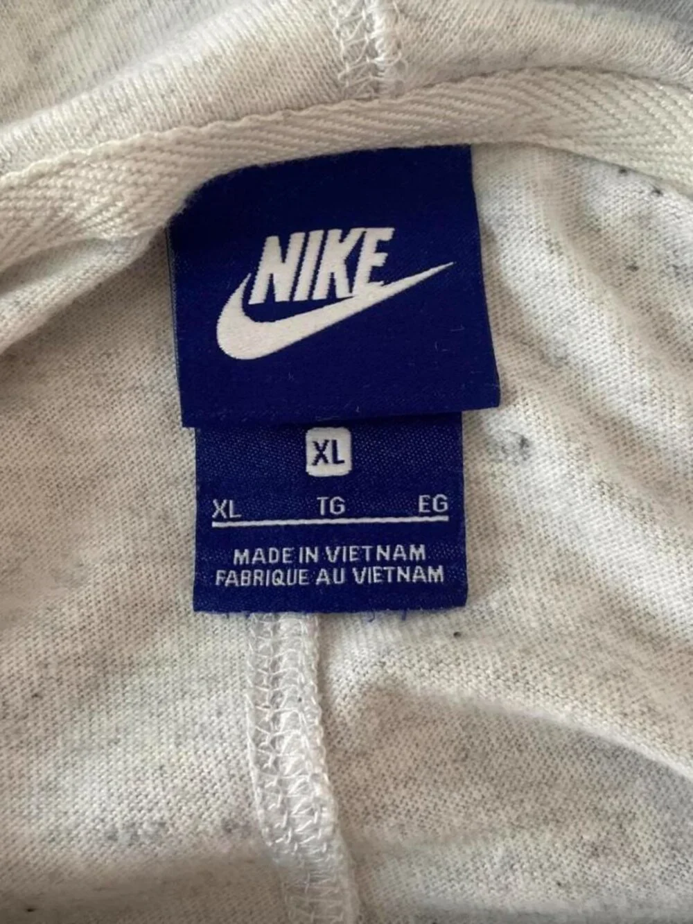 Nike Women's Grey Hoodie